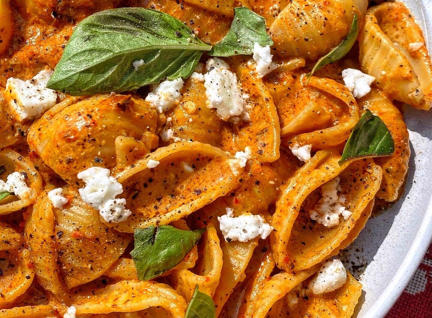 roasted red pepper pasta with cottage cheese and basil recipe