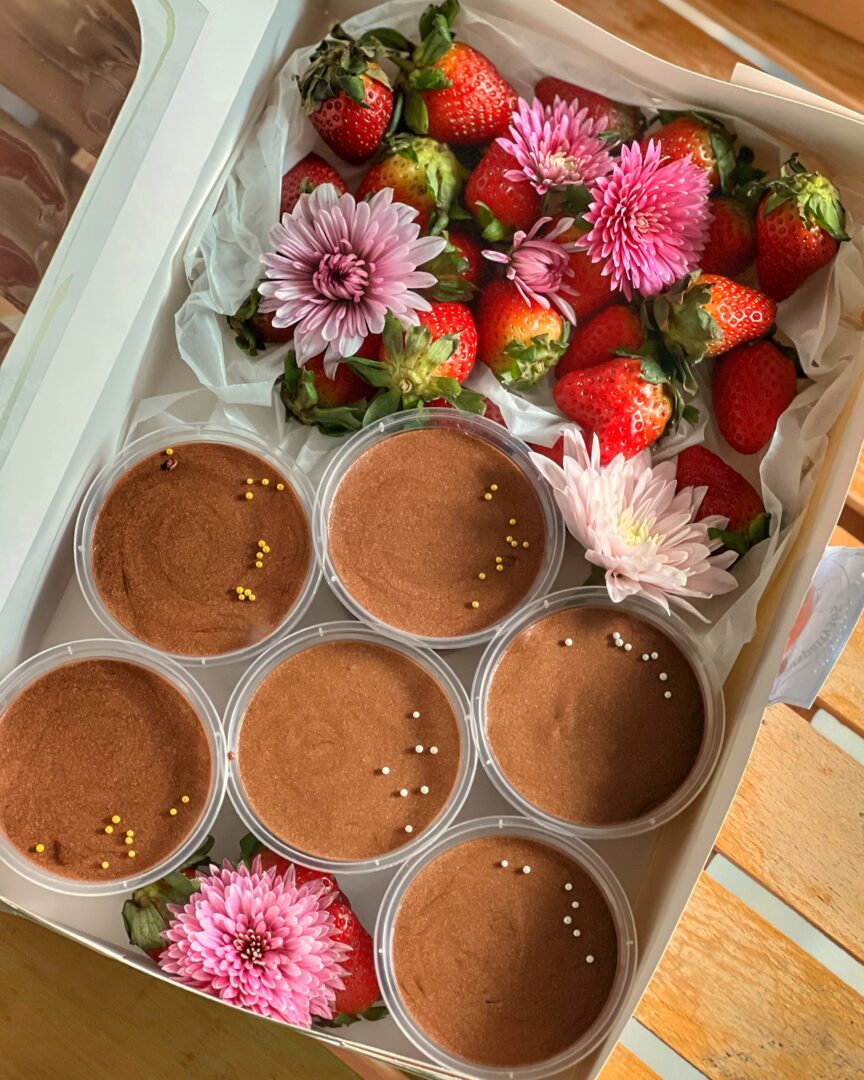 Godiva Chocolate Mousse with Strawberries in Karachi